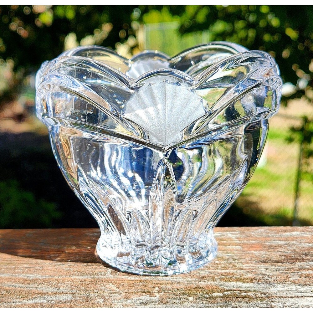 VTG 90's STUDIO NOVA Bay Ridge Crystal Potpourri Vase 4" Japan Scalloped Edge